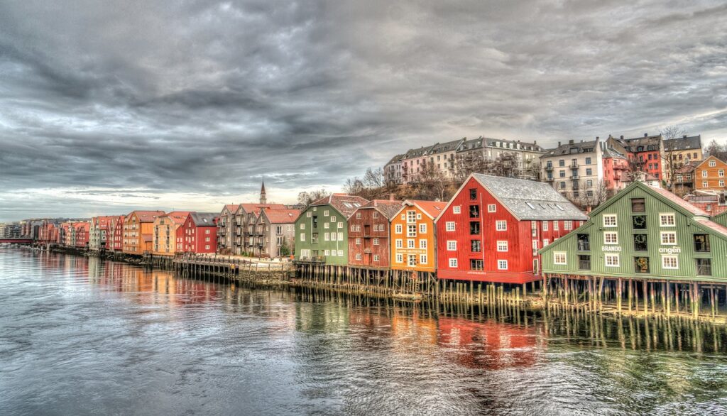 zájeuzdy do norska trondheim